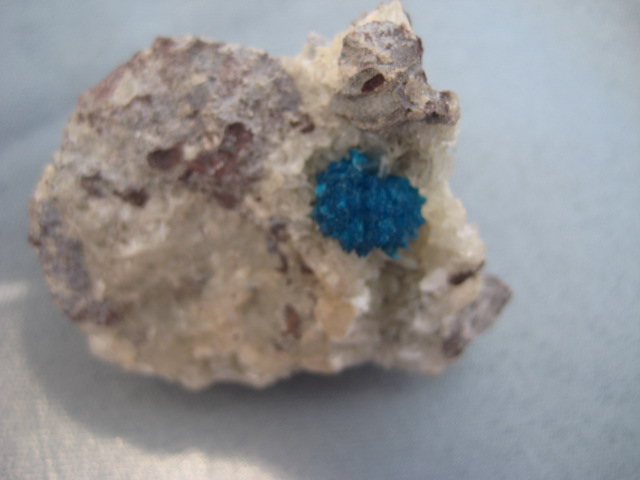 Cavansite helps release the harm of the ego 2698